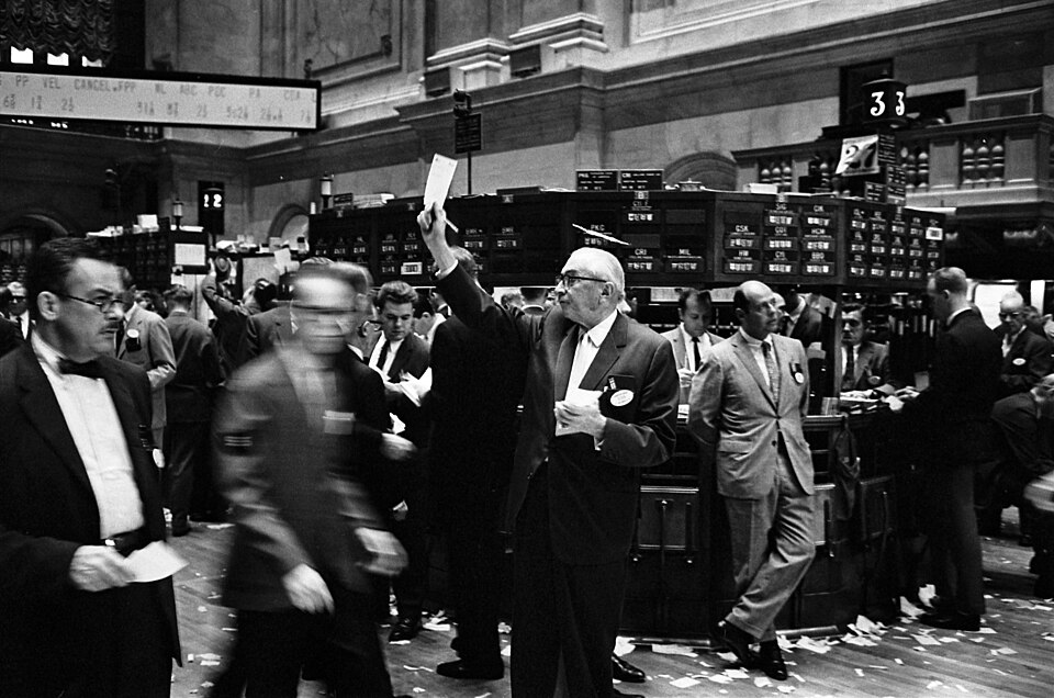 Share trading and bourse